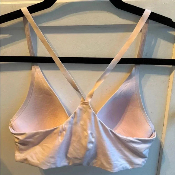 Victoria’s Secret Bra - Picture 2 of 3